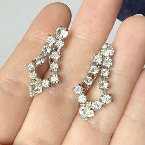 VINTAGE Rhinestone Drop Dangle Earrings - screw backs
